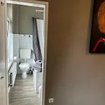 דירה Moderner Altbaucharme In Zentraler Lage