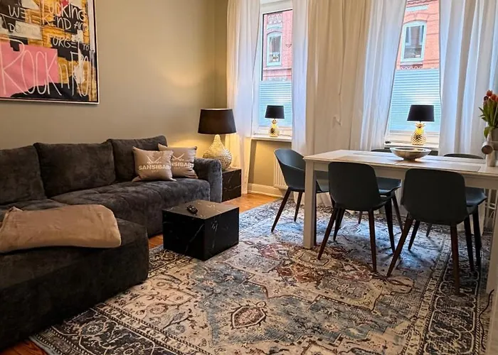 Apartamento Moderner Altbaucharme In Zentraler Lage Kiel