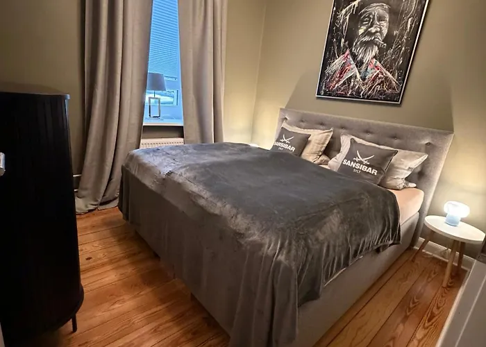 Apartamento Moderner Altbaucharme In Zentraler Lage Kiel